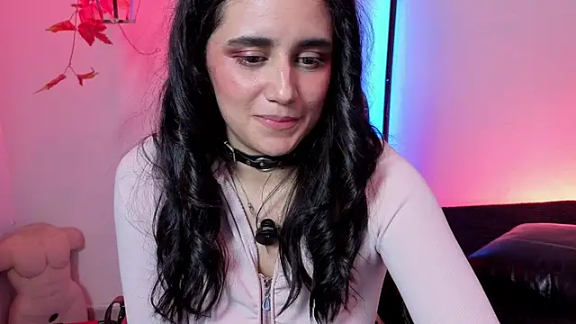 elowen halley1 online show from 03-23-26, 07:12