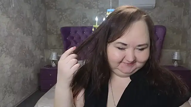 Eloisa Eliot online show from 11-13-25, 03:55