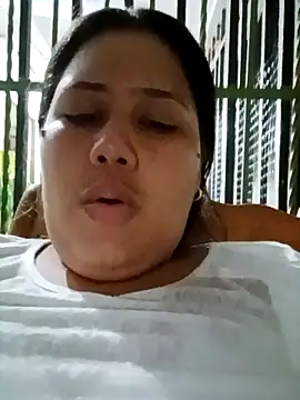 Snapshot of hera_and_kratos chatting on 10-19-25, 02:45 hera and kratos online show from 10-19-25, 02:45