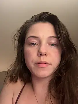 lilbbyily online show from 04-21-26, 02:15