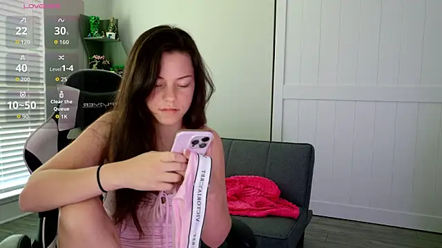 lilbbyily online show from 05-19-26, 02:45