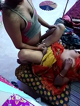 Snapshot of Sonabhabhi96 chatting on 10-23-25, 07:01 Sonabhabhi96 online show from 10-23-25, 07:01