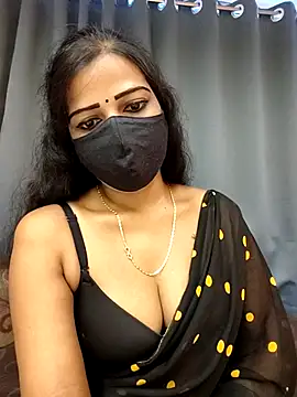 Snapshot of Misss-julli chatting on 09-23-25, 05:43 Misss-julli online show from 09-23-25, 05:43