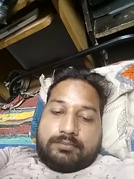 Snapshot of sumit_19 chatting on 10-13-25, 05:24 sumit 19 online show from 10-13-25, 05:24