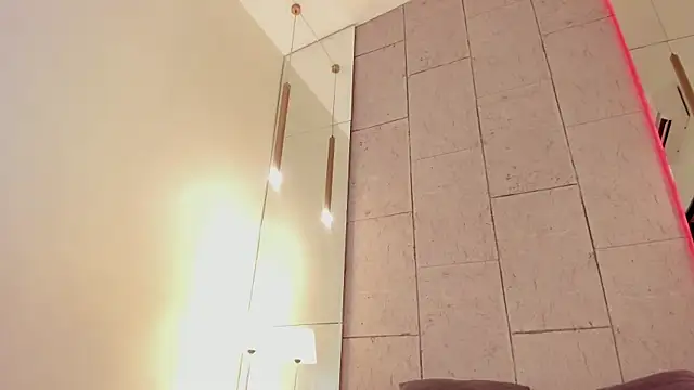 Snapshot of EllyMiller chatting on 11-19-25, 03:17 EllyMiller online show from 11-19-25, 03:17