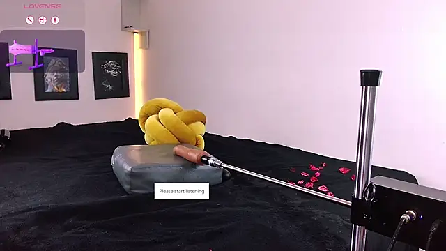 Snapshot of Lena_Darko chatting on 02-13-26, 07:43 Lena Darko online show from 02-13-26, 07:43