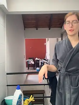 rousseblossom online show from 04-26-26, 01:42