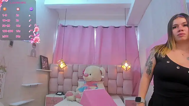 Snapshot of SweetMichel_ chatting on 01-19-26, 01:26 SweetMichel online show from 01-19-26, 01:26