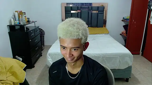 Snapshot of Raam_Star chatting on 02-12-26, 12:44 Raam Star online show from 02-12-26, 12:44