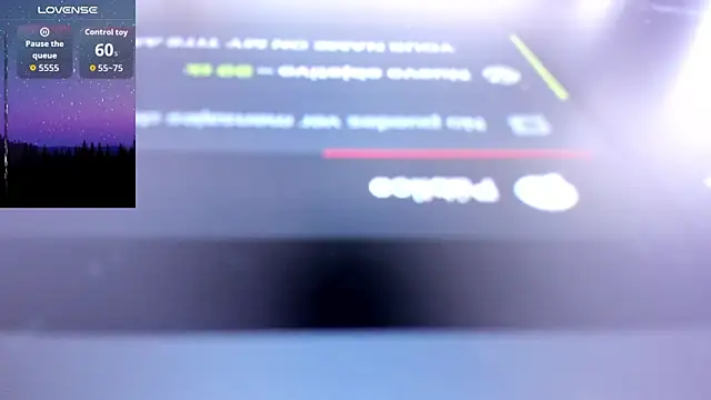 Snapshot of Barbara_fox__ chatting on 10-14-25, 12:17 Barbara fox online show from 10-14-25, 12:17