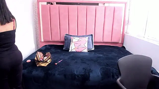 Barbara fox   online show from 11-25-25, 11:54