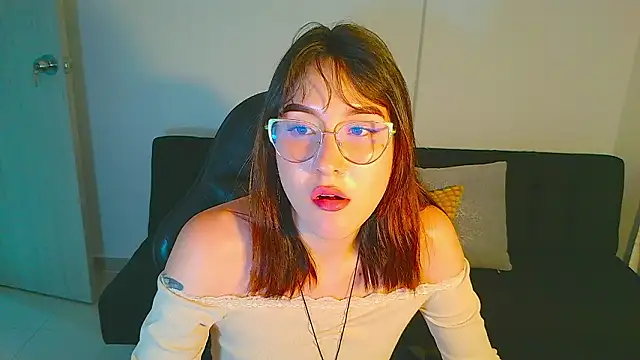 Yulienneg online show from 02-24-26, 11:58