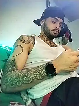 Snapshot of marko_blaze chatting on 11-08-25, 07:19 marko blaze online show from 11-08-25, 07:19