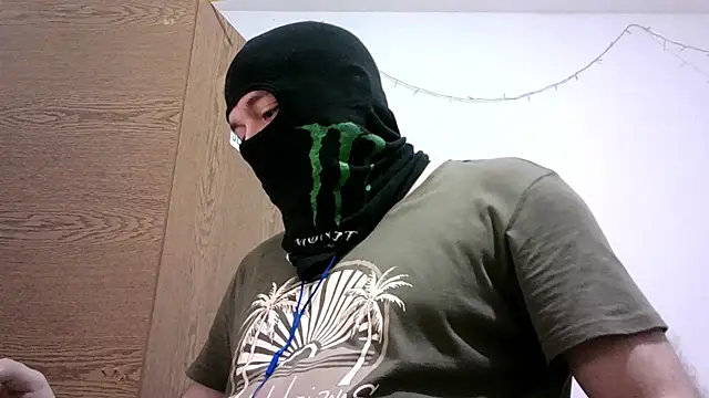 Snapshot of Black_Scorpion91 chatting on 10-19-25, 05:13 Black Scorpion91 online show from 10-19-25, 05:13