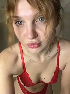 Snapshot of Emaline_Fane chatting on 05-23-26, 07:40 Emaline Fane online show from 05-23-26, 07:40
