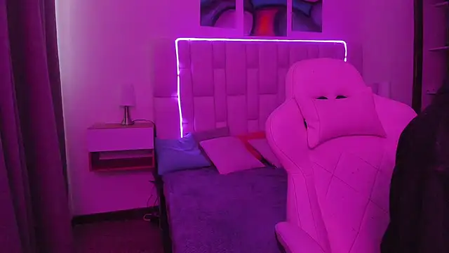 MilkWhore1 online show from 04-06-26, 07:26