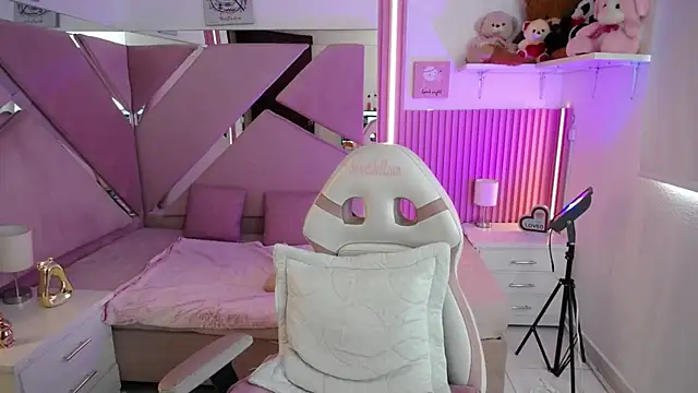 Mia garcia28 online show from 12-01-25, 07:41