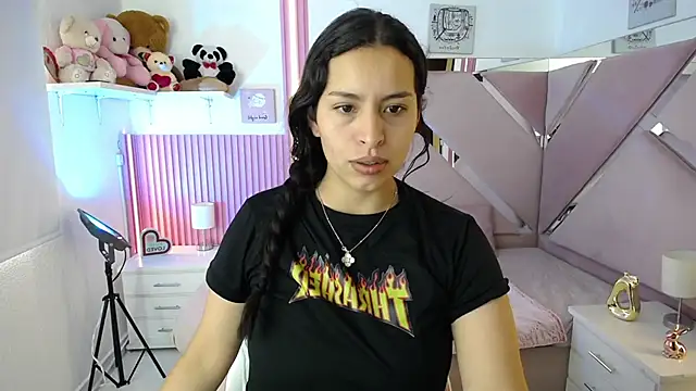 Snapshot of Mia_garcia28 chatting on 01-09-26, 07:37 Mia garcia28 online show from 01-09-26, 07:37