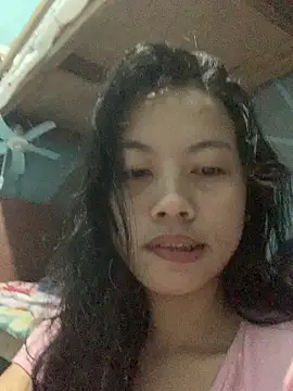 Snapshot of hotsunflower chatting on 10-22-25, 02:17 hotsunflower online show from 10-22-25, 02:17