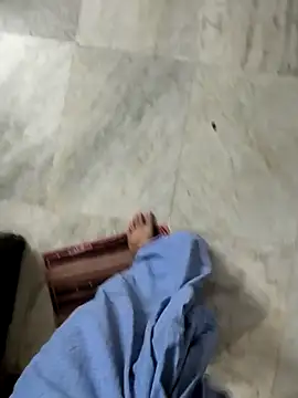 Snapshot of Abir97653 chatting on 09-08-25, 03:22 Abir97653 online show from 09-08-25, 03:22