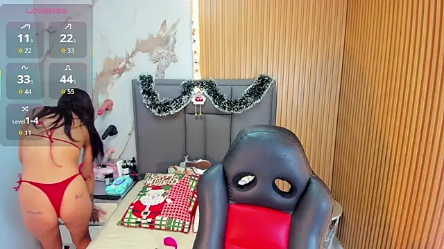 Snapshot of Isisleroy1 chatting on 12-15-25, 02:49 Isisleroy1 online show from 12-15-25, 02:49