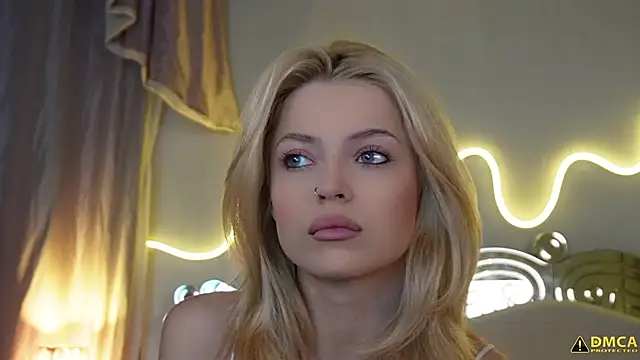 kellypeachcake online show from 11-17-25, 05:13