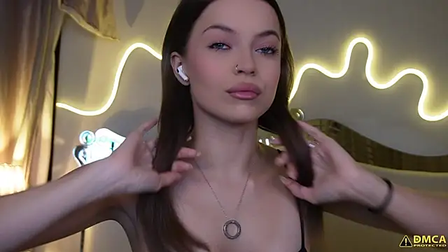 kellypeachcake online show from 12-02-25, 05:24