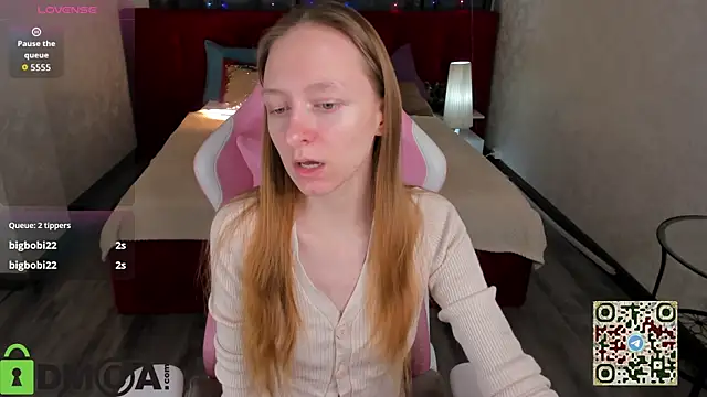 Snapshot of Mia_E1fie chatting on 01-08-26, 12:02 Mia E1fie online show from 01-08-26, 12:02