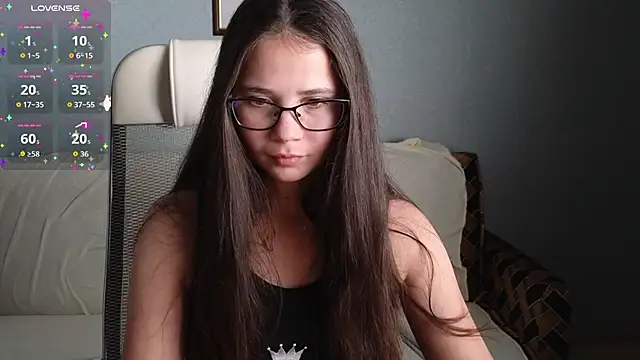 LuciaSenual online show from 10-16-25, 03:35
