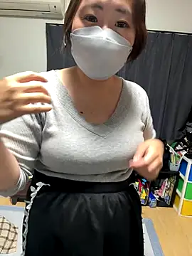 Snapshot of hima-wari0707 chatting on 11-27-25, 01:24 hima-wari0707 online show from 11-27-25, 01:24