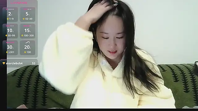 Belinda66 online show from 12-17-25, 02:23