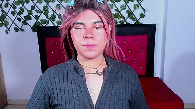 Lady Evelynn online show from 10-04-25, 09:46