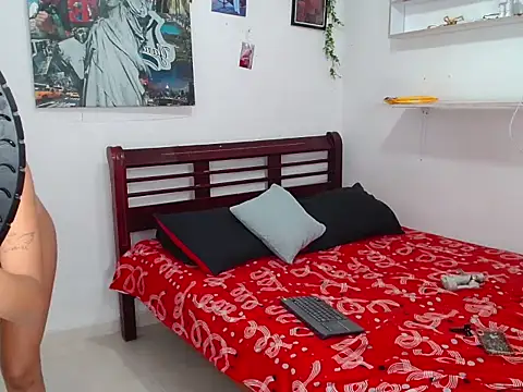 Snapshot of sweet_sex0_10 chatting on 10-30-25, 02:24 sweet sex0 10 online show from 10-30-25, 02:24