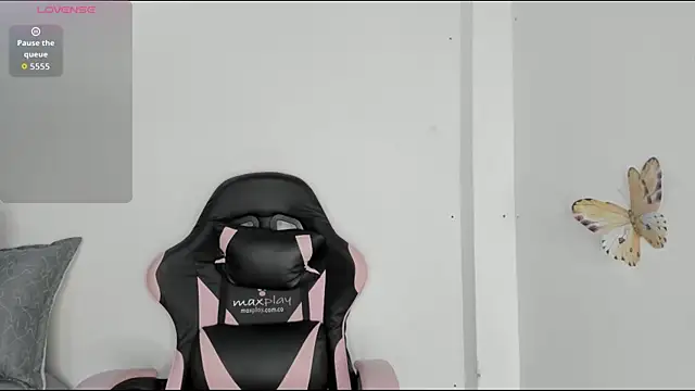 mari-ross online show from 05-15-26, 01:34