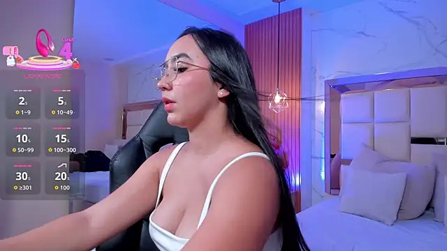 julieta rosee online show from 07-16-26, 11:00