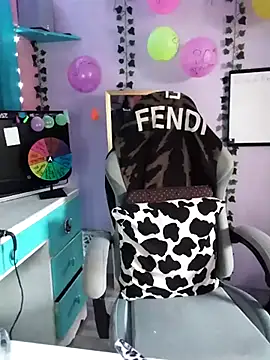 Snapshot of Purple2StayThnxx chatting on 10-05-25, 08:29 Purple2StayThnxx online show from 10-05-25, 08:29