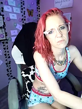 Snapshot of Purple2StayThnxx chatting on 11-23-25, 07:24 Purple2StayThnxx online show from 11-23-25, 07:24