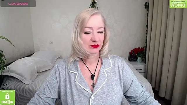 hunters woman online show from 03-12-26, 04:46