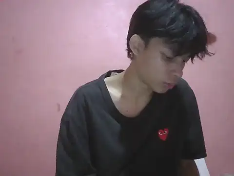 Snapshot of Kyoshi_19 chatting on 09-12-25, 12:05 Kyoshi 19 online show from 09-12-25, 12:05