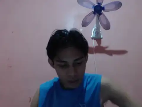 Snapshot of Kyoshi_19 chatting on 09-27-25, 07:13 Kyoshi 19 online show from 09-27-25, 07:13