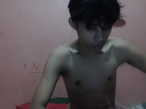 Snapshot of Kyoshi_19 chatting on 11-09-25, 10:35 Kyoshi 19 online show from 11-09-25, 10:35