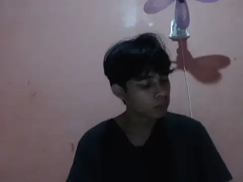 Snapshot of Kyoshi_19 chatting on 11-17-25, 10:54 Kyoshi 19 online show from 11-17-25, 10:54