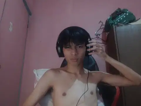 Snapshot of Kyoshi_19 chatting on 05-12-26, 07:27 Kyoshi 19 online show from 05-12-26, 07:27