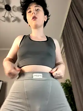 Snapshot of RinaShy chatting on 10-12-25, 05:06 RinaShy online show from 10-12-25, 05:06