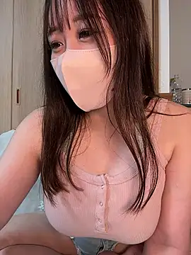 Snapshot of miyuki105 chatting on 10-04-25, 11:41 miyuki105 online show from 10-04-25, 11:41