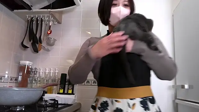 Snapshot of miyuki105 chatting on 10-13-25, 07:08 miyuki105 online show from 10-13-25, 07:08