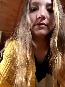 Snapshot of sashapulse chatting on 09-08-25, 03:33 sashapulse online show from 09-08-25, 03:33