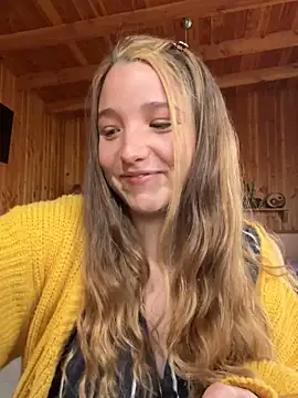 Snapshot of sashapulse chatting on 09-11-25, 02:39 sashapulse online show from 09-11-25, 02:39