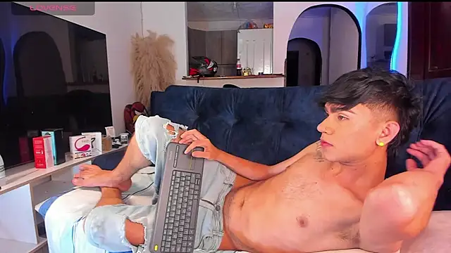 Snapshot of Steven_baby69 chatting on 09-18-25, 02:57 Steven baby69 online show from 09-18-25, 02:57