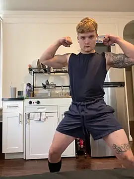 Snapshot of King_Kev_ chatting on 10-08-25, 04:26 King Kev online show from 10-08-25, 04:26